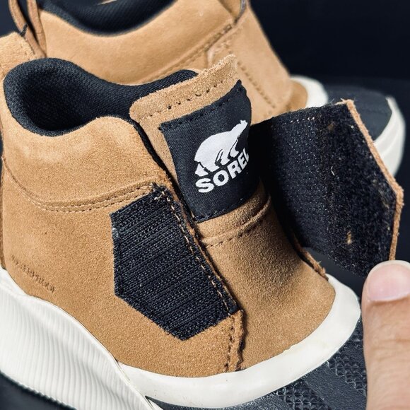 SOREL Boys Sz 12 Out N About IV Strap Rain Hike Boots Waterproof Taffy Tan Black - Picture 14 of 16